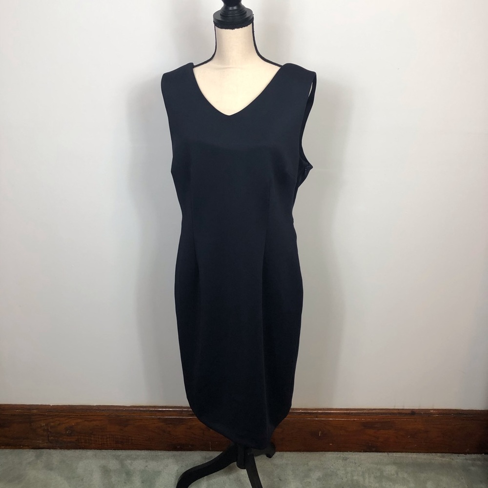 T Tahari Sleeveless V Neck ‘Dark Blue’ Dress Woman’s Size 14